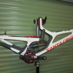 Cadre Santa Cruz V10cc+pedalier Sram X01+amortisseur Fox