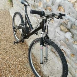 Cannondale V700
