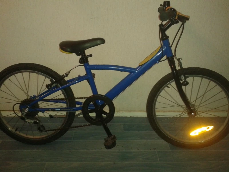 Vlo B'twin Bleu Pour Enfant 7 - 9 Ans