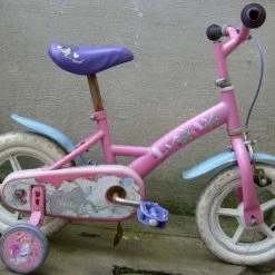 Velo Fille 2 4 Ans Hello Friend