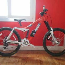 Vlo Descente Kona Stinky Freeride Comme Neuf