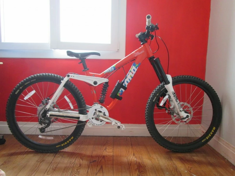 Vlo Descente Kona Stinky Freeride Comme Neuf