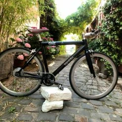 Vlo De Course Lectrique Bizobike One Noir